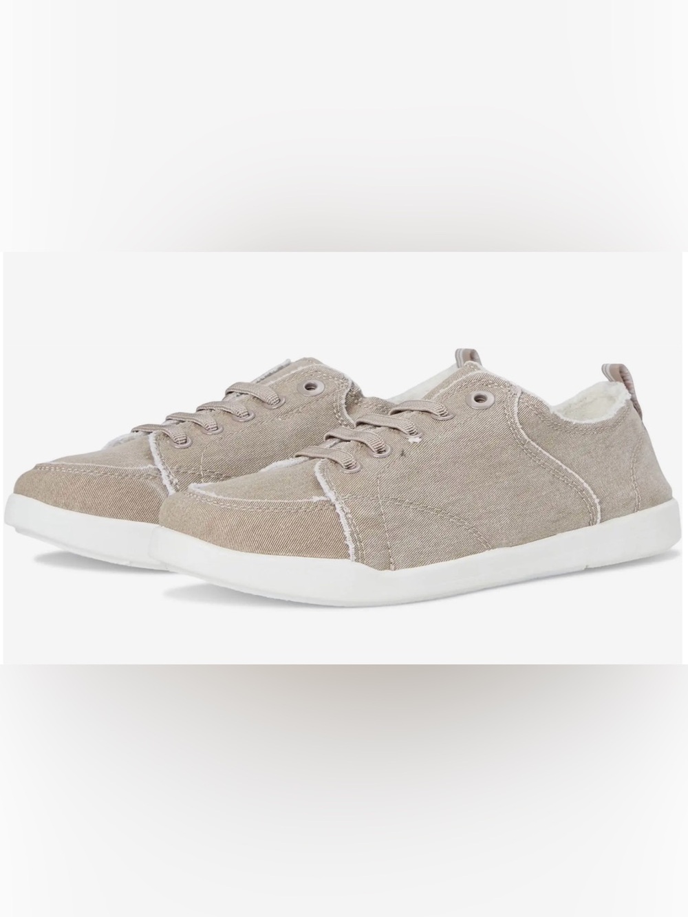 VIonic Pismo Beach Sneakers 7.5W good condition beige denim